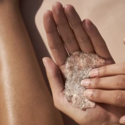 Gommage Gourmand Nourrissant - Corps - Tous Types De Peaux, 260g -Boticinal Powersanté Soldes Boutique hei poa gommage gourmand nourrissant coco 260g boticinal1