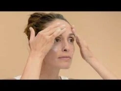 Bioderma PHOTODERM SPOT-AGE - Gel-Crème Anti-Taches Antioxydant SPF50+ - Visage - Vieillissement Cutané, Taches, 40ml -Boticinal Powersanté Soldes Boutique hqdefault 46